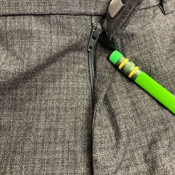 PERRY ELLIS Mens Slim Fit Dark Gray Dress Pants Size 32/30 Hand measures smaller - Picture 4 of 9